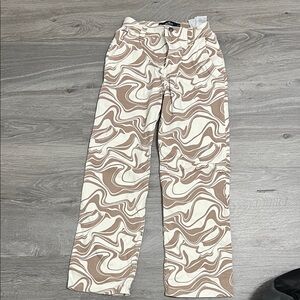 Hollister Men's Swirl Pattern Chinos in Brown and Cream